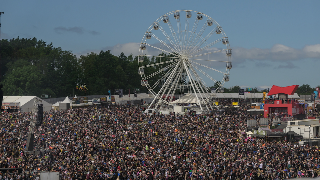 Im Riesenrad beim Download Festival 2026 ging es zur Sache